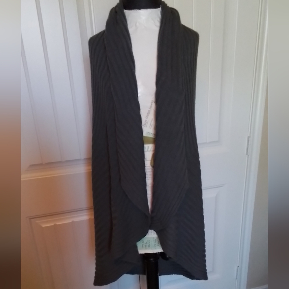 LONG SLEEVE SWEATER with STYLISH COLLAR